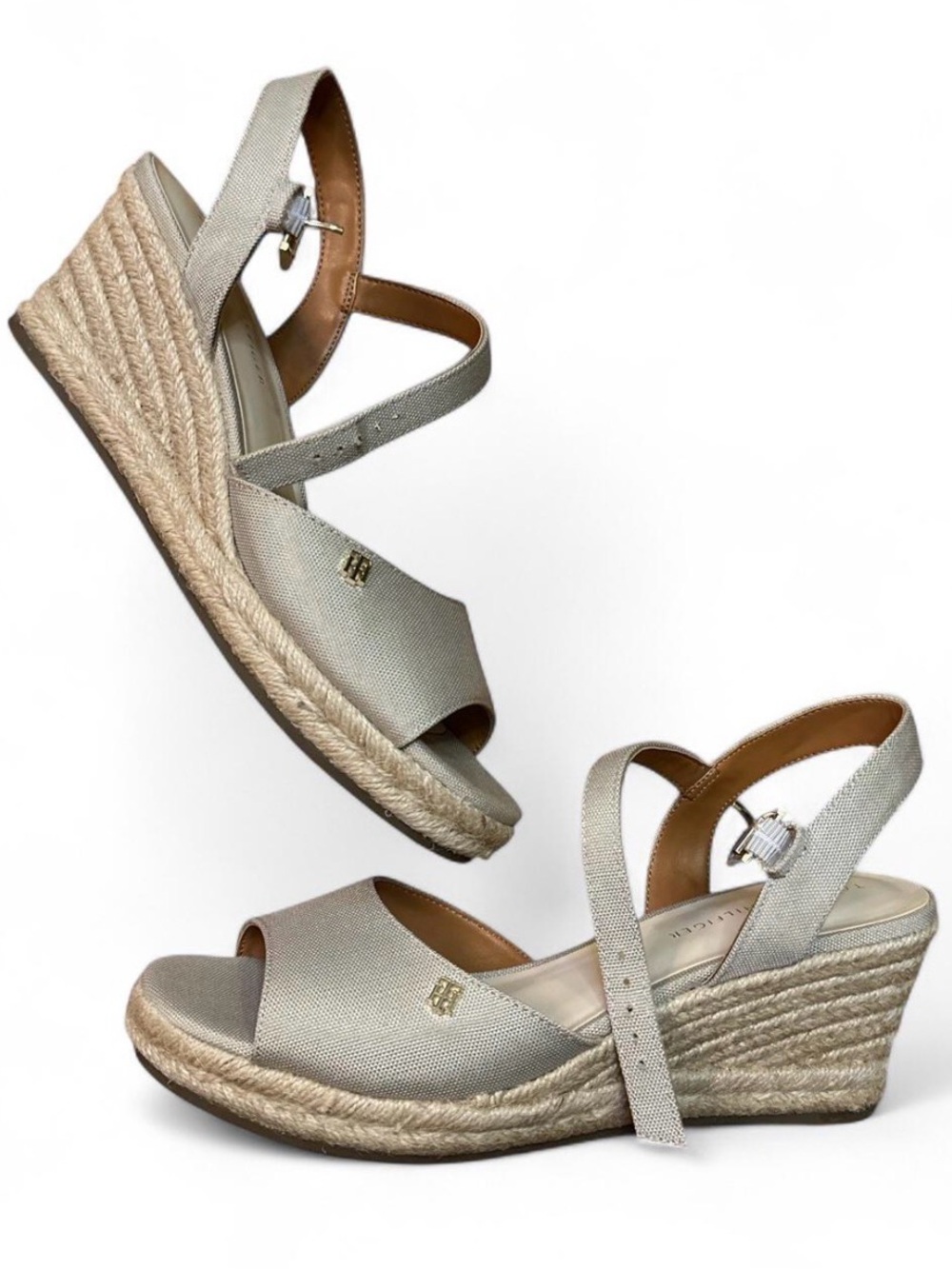 Elegant NWOT Tommy Hilfiger Espadrille Wedges